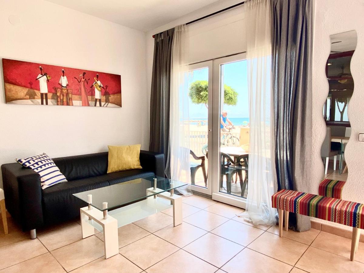 Casa Comoda Delante De La Playa Con Vista Al Mar กัมบริลส์ ภายนอก รูปภาพ