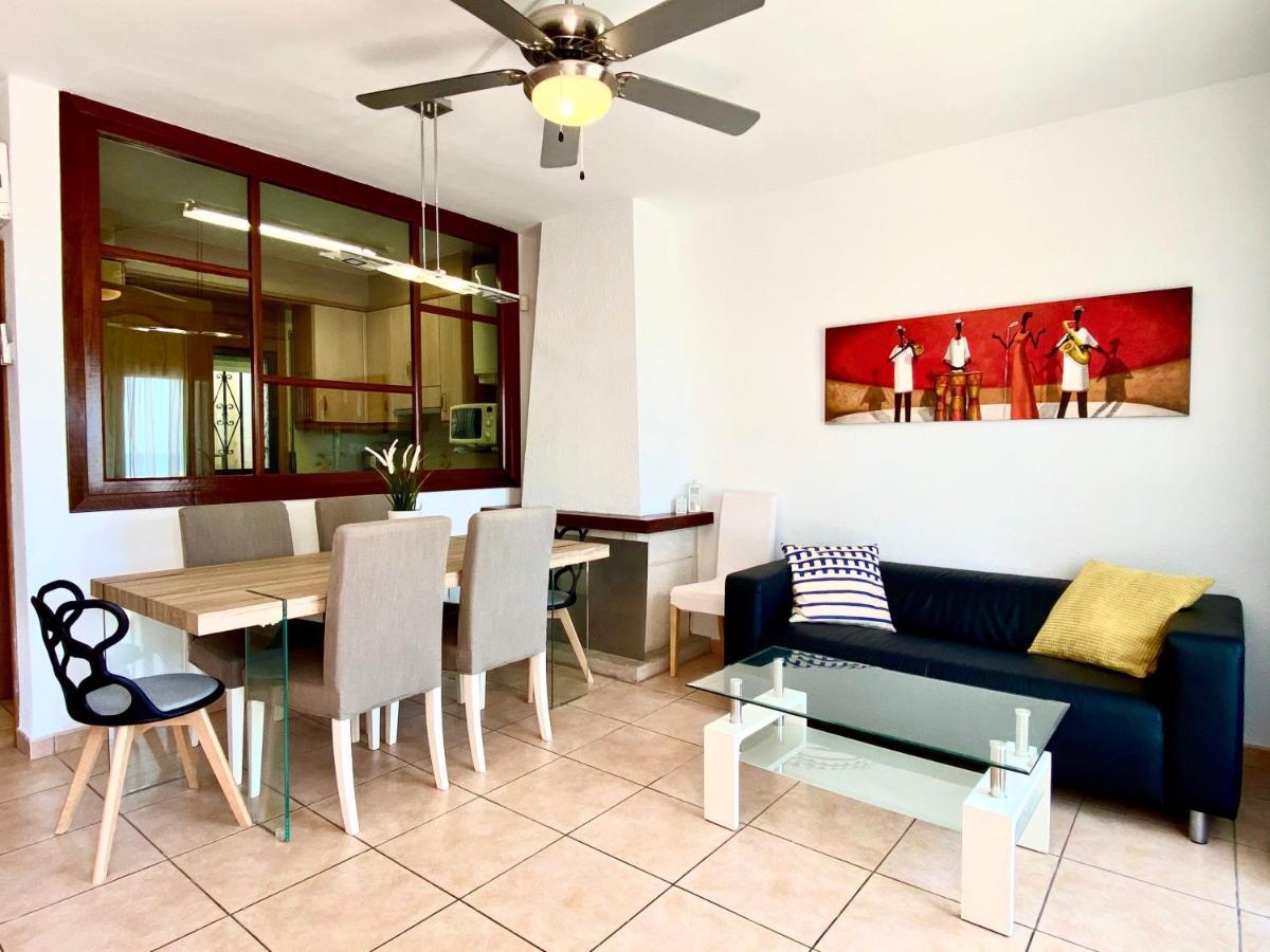 Casa Comoda Delante De La Playa Con Vista Al Mar กัมบริลส์ ภายนอก รูปภาพ