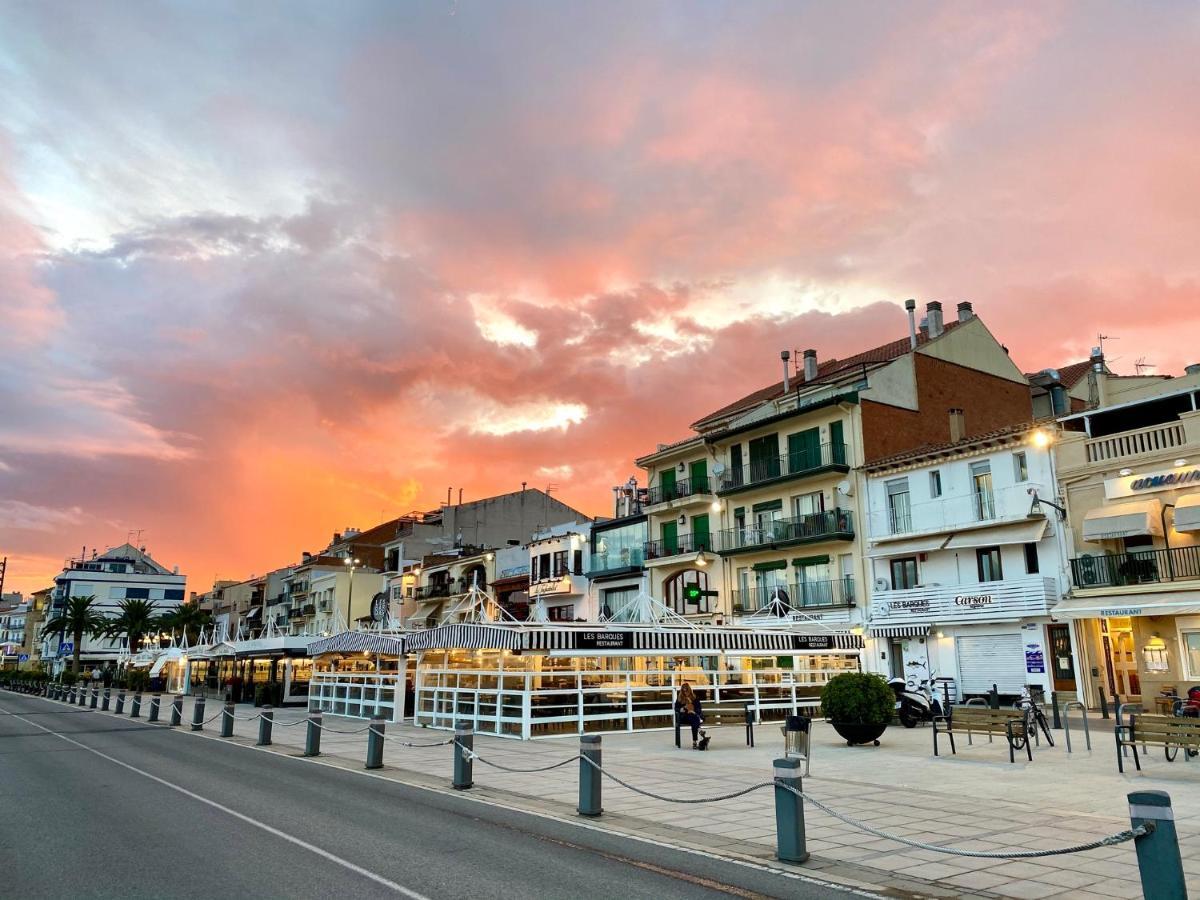 Casa Comoda Delante De La Playa Con Vista Al Mar กัมบริลส์ ภายนอก รูปภาพ
